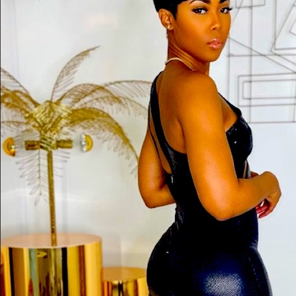 RECENTLY REDUCED: “Sale Priced”Women’s Black One Shouldered Jumpsuit.  (L) New. - Picture 3 of 6